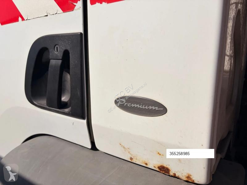 Renault 270 dci road network trucks