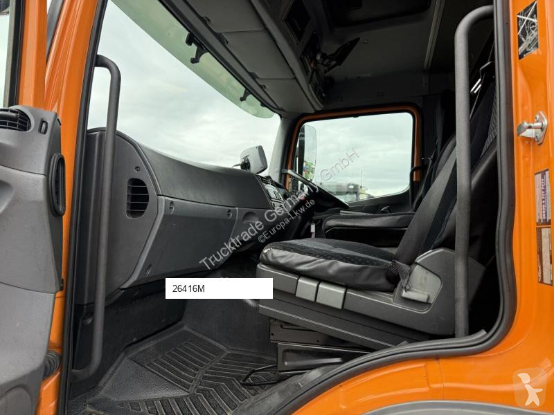 آلة لصيانة الطرق Mercedes 2013 Mercedes-Benz...