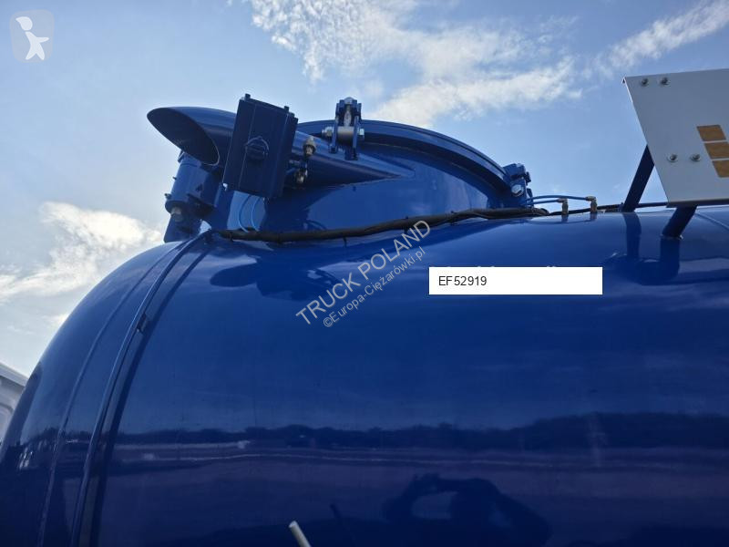 Gemeentevoertuig Scania LARSEN FlexVAC 311P...