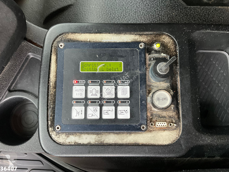 Коммунальная техника  Mercedes 2533 Euro 6...