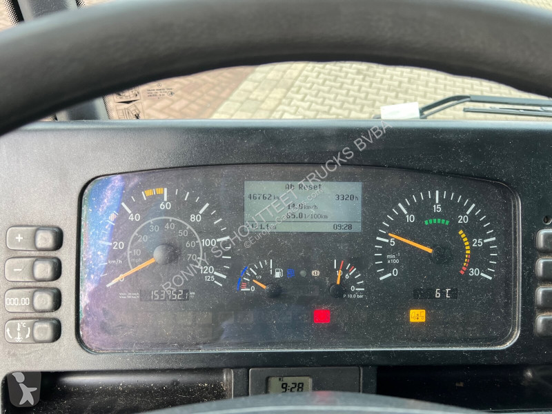 Utilaje pentru drumuri Mercedes Econic 2633...
