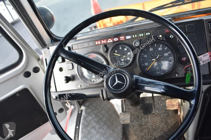 Silniční stroje Mercedes 424