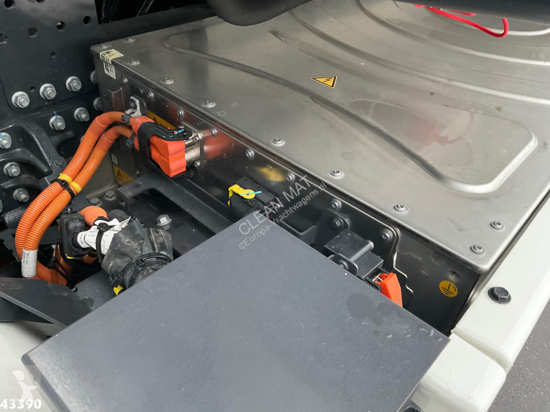 Utilaje pentru drumuri Volvo Electric Terberg...