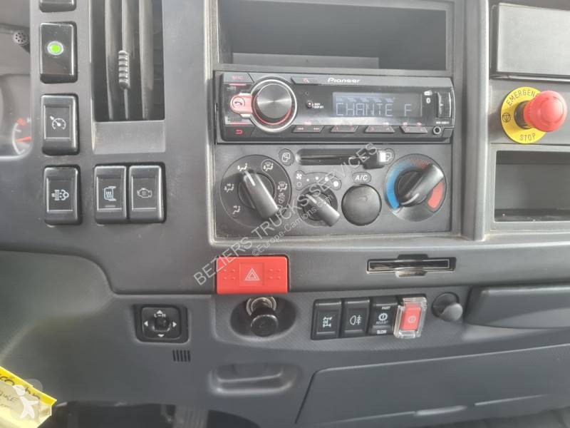 Silniční stroje Isuzu