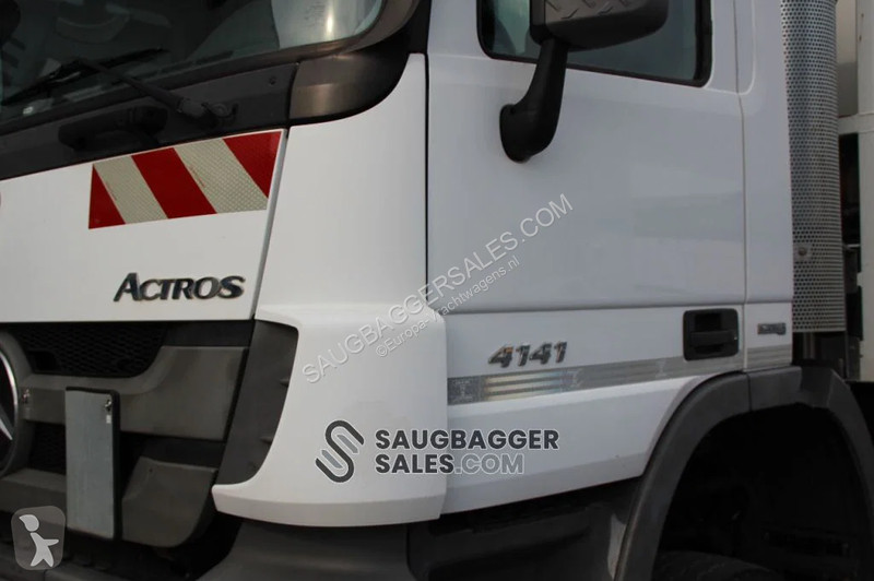 Mercedes 4141 RSP 2014 Saugbagger 8x8 road...