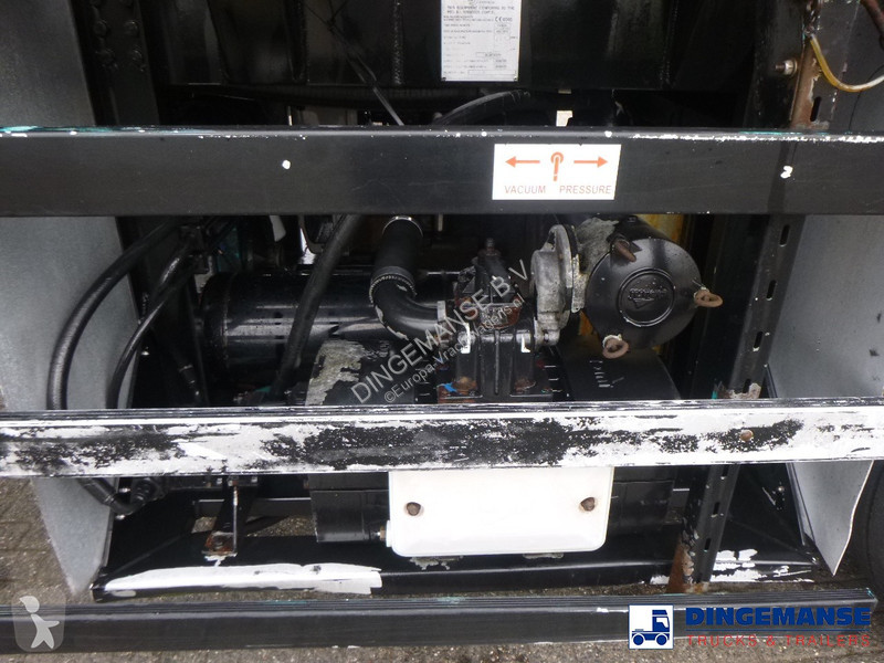 Gemeentevoertuig  Vacuum tank alu 30 m3 / 1...