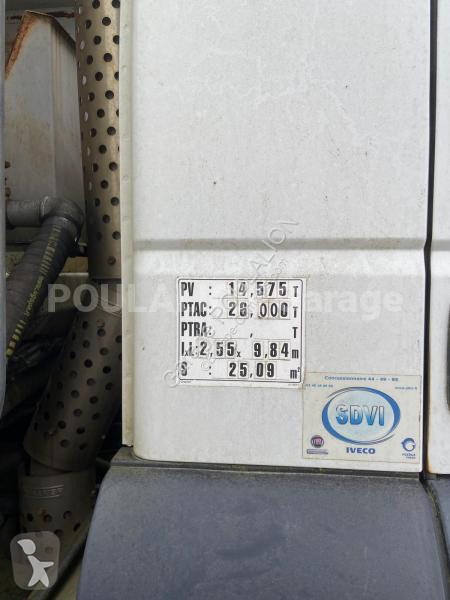 آلة لصيانة الطرق Iveco  STRALIS 450