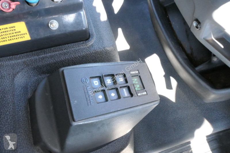 Silniční stroje Mercedes Atego 1518 LKO 4x2