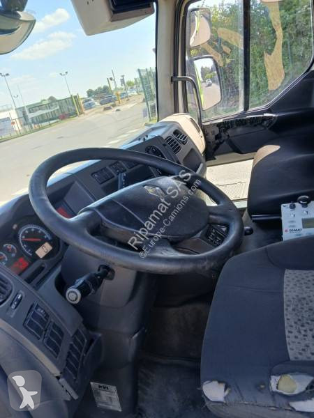 Engin de voirie Renault