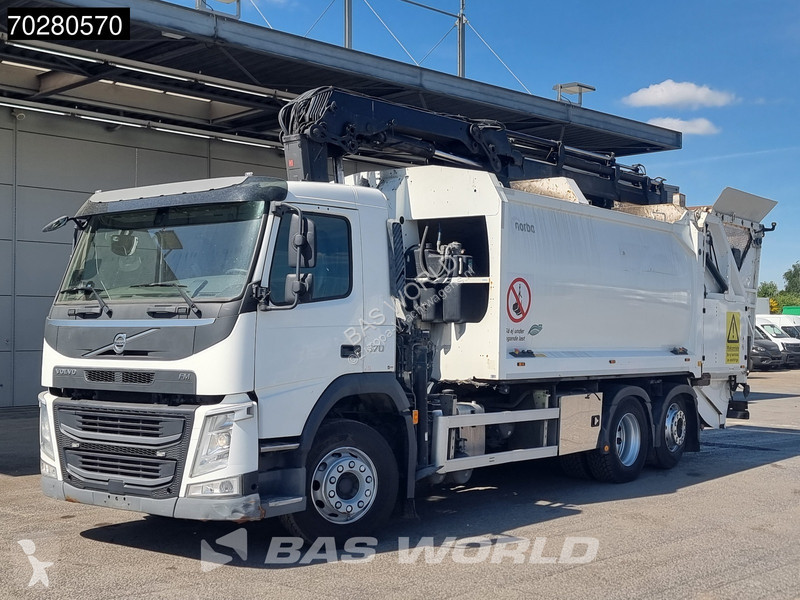 Utilaje pentru drumuri Volvo FM 370 6X2 Hiab...