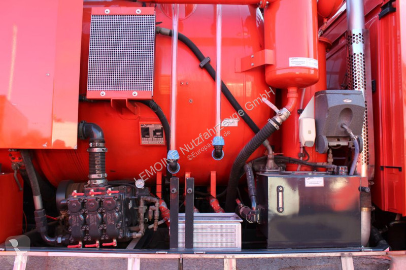 Gemeentevoertuig Scania R560 V8 8x4 Kroll 20m³...