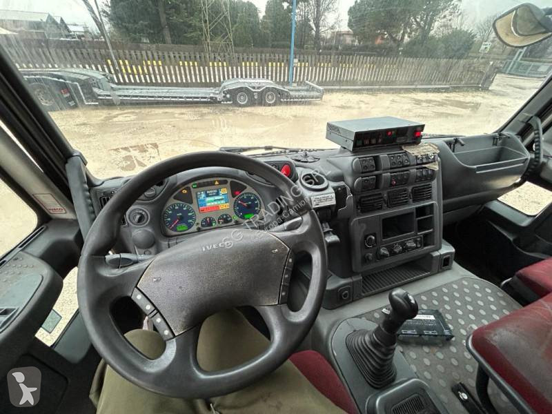 Silniční stroje Iveco