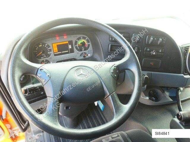 Utilaje pentru drumuri Mercedes 2032 A 4x4,...