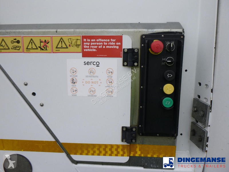 Engin de voirie Mercedes 2629 RHD 6x2 Geesink...