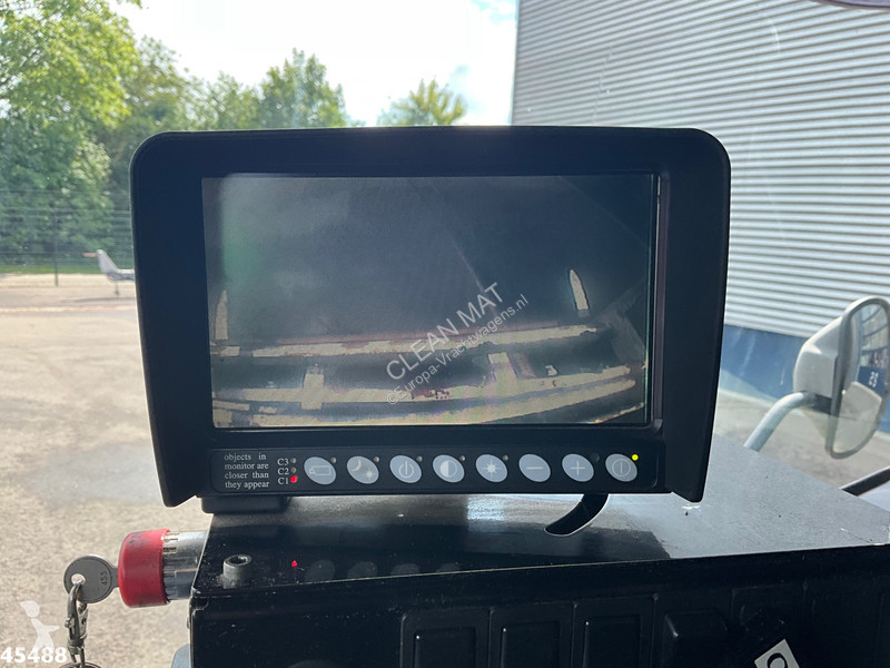 Engin de voirie Scania 230 VDK 20m³