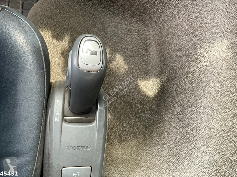 آلة لصيانة الطرق Volvo FM 260 VDK 12m³
