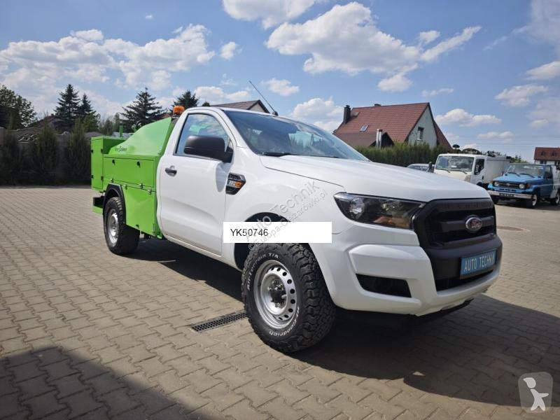 آلة لصيانة الطرق Ford BAROCLEAN
