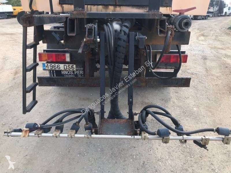 Engin de voirie Iveco