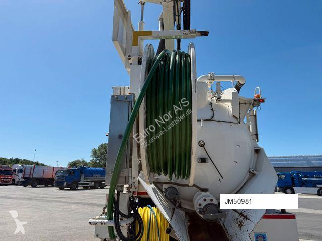 آلة لصيانة الطرق  SCANIA P360 6x4 Hvidtved...