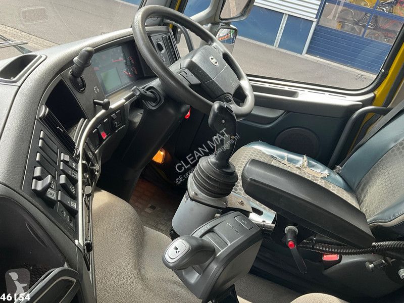 آلة لصيانة الطرق Volvo 330 Euro 5 Translift...