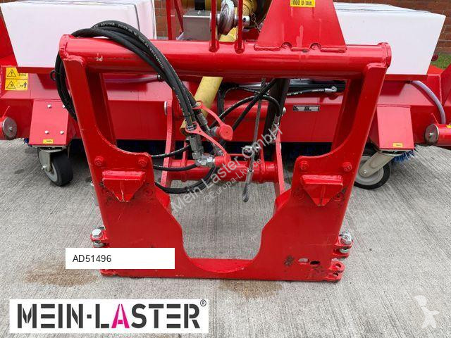 آلة لصيانة الطرق Unimog Dücker FKM 2400...