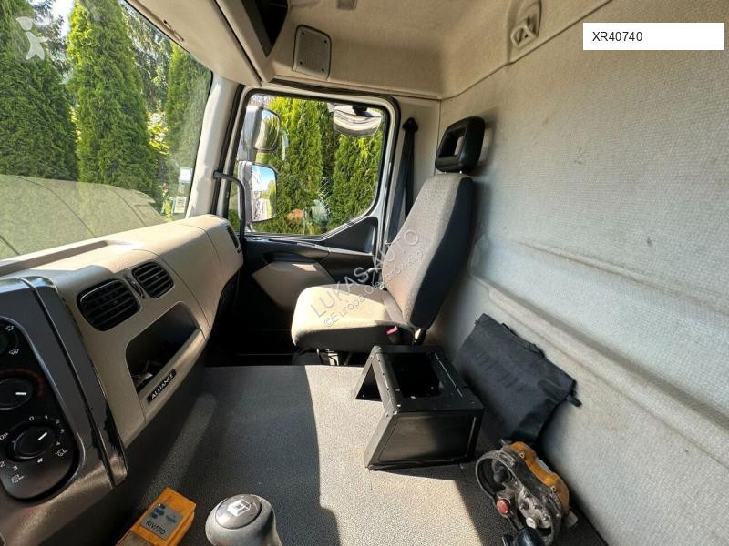 آلة لصيانة الطرق Renault PREMIUM 320