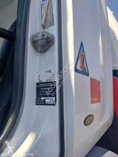 Komunálne vozidlo Renault KERAX