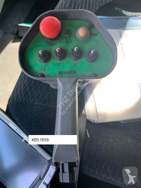 Engin de voirie Mercedes 2543