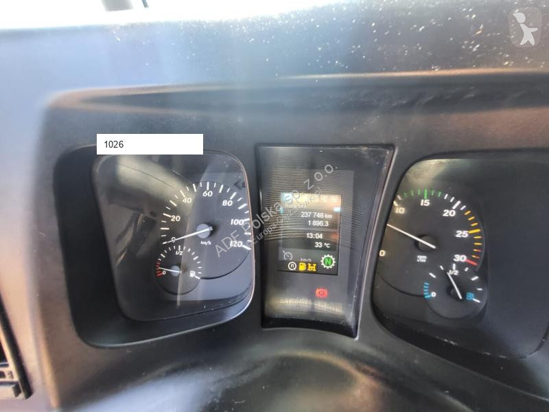 Gemeentevoertuig Mercedes MF300 L200