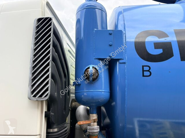 Volvo FM330 6x2/2 Euro 5 LL Tankwagen 15000 L...