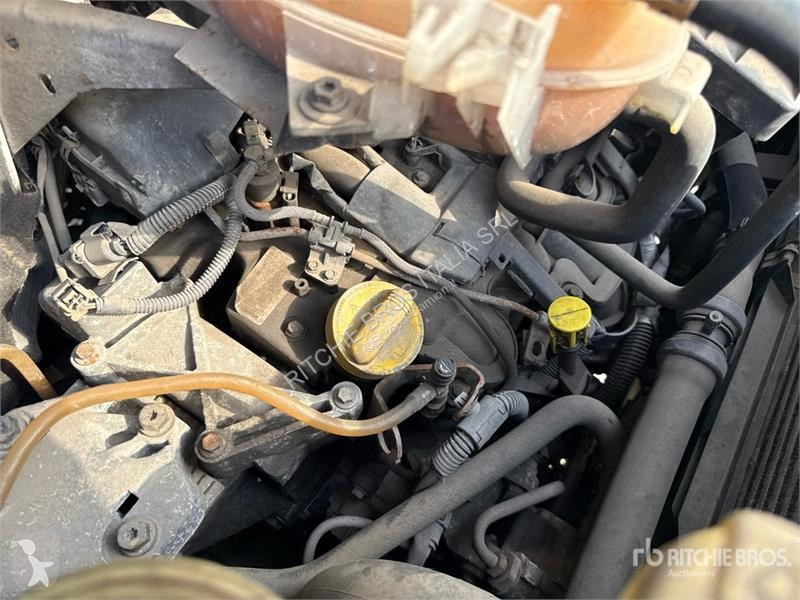 Коммунальная техника  Renault