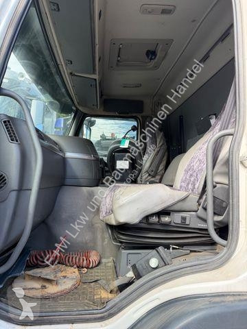 Коммунальная техника  Volvo FM 9 4X2 KEHRMASCHINE