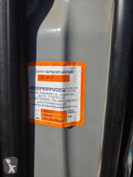 Vehículo de limpieza viaria Iveco 170 E 27