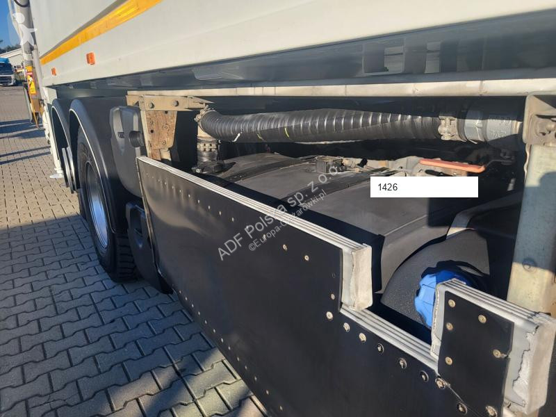 Vehículo de limpieza viaria Renault PW5F P RR KP7