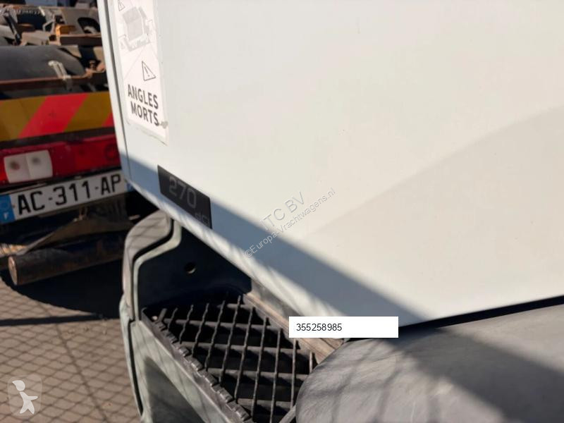 Renault 270 dci road network trucks