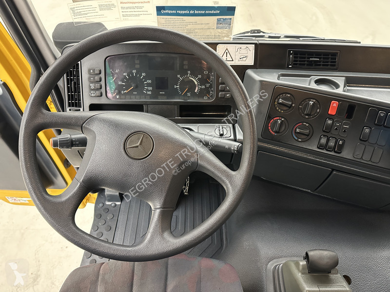 Mercedes 2031 - 4x4 sneeuwruimer road network...