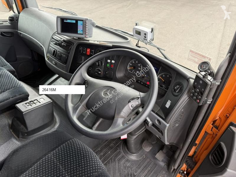 آلة لصيانة الطرق Mercedes 2013 Mercedes-Benz...