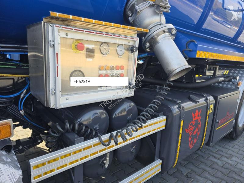 Gemeentevoertuig Scania LARSEN FlexVAC 311P...