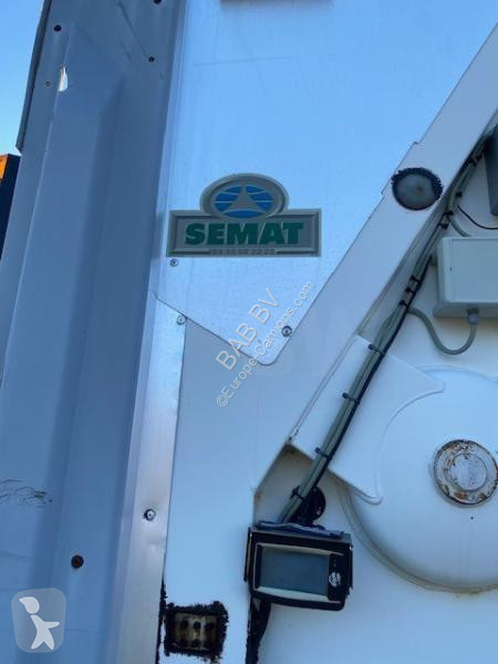 Engin de voirie Scania 94300