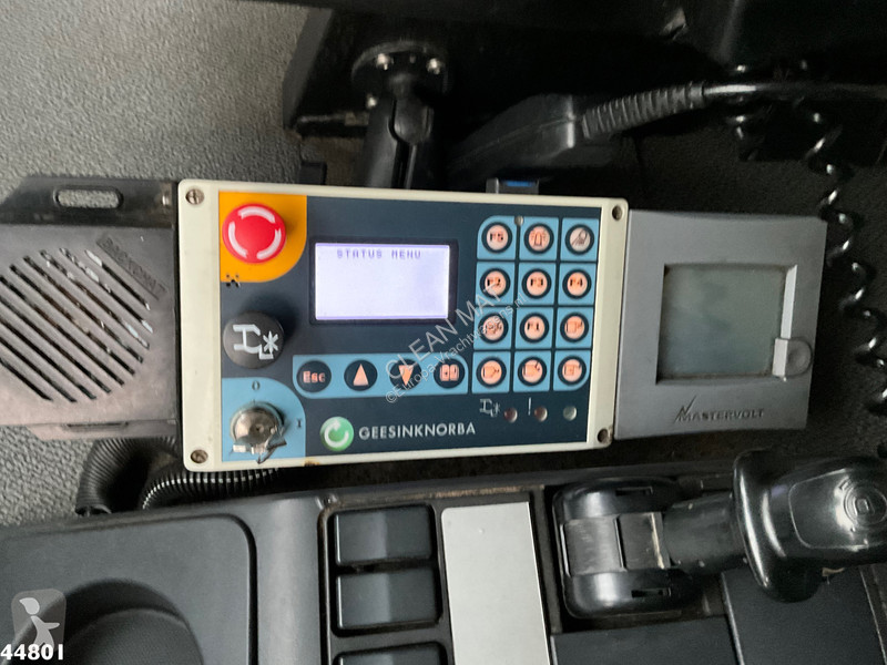 Vägmaskiner Renault D 26 WIDE Euro 6 Geesink...