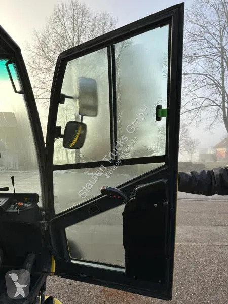 Gemeentevoertuig Aebi Schmidt MFH 2500...