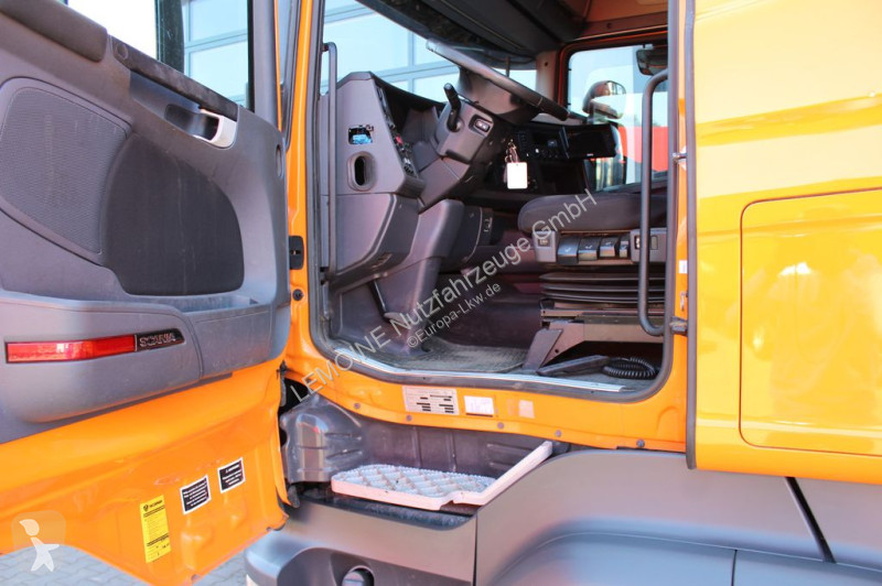 Vägmaskiner Scania 8x4 Kroll 19m³...