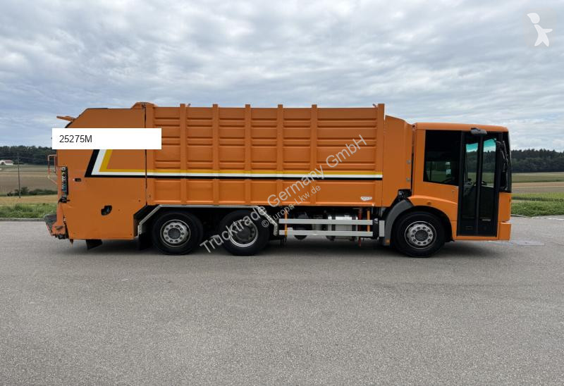 Silniční stroje Mercedes 2633