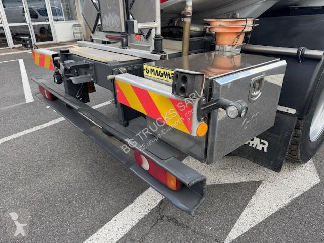 Camion Renault 270 DXI