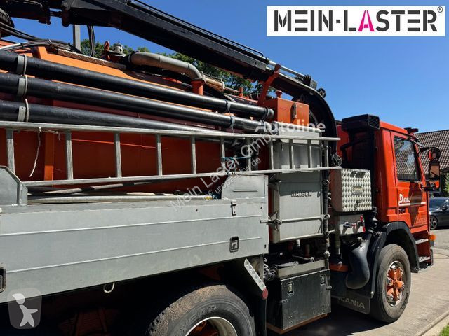 آلة لصيانة الطرق Scania 112