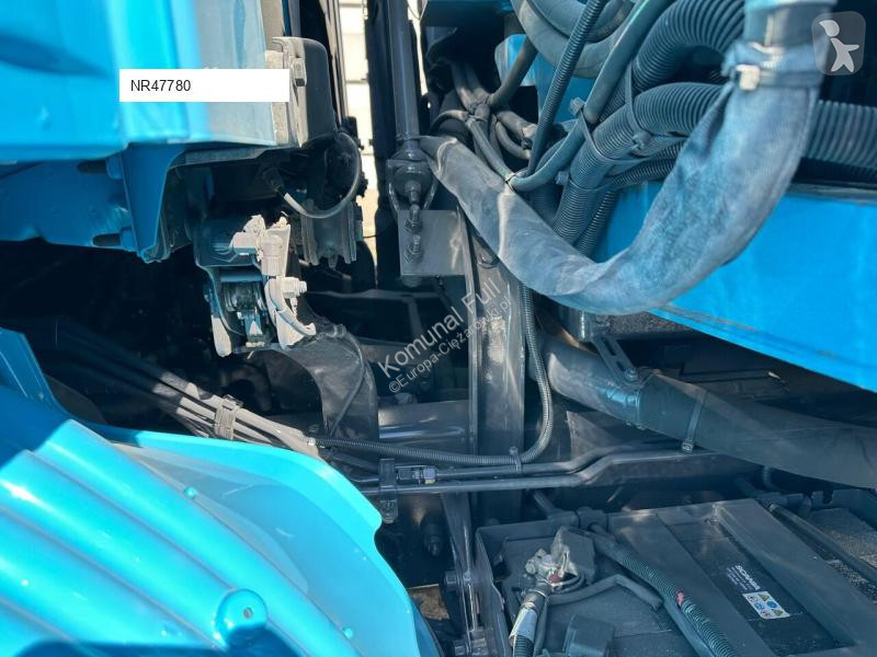Engin de voirie Scania P280 2 chamber garbage...