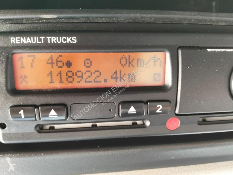 آلة لصيانة الطرق Renault 320.26