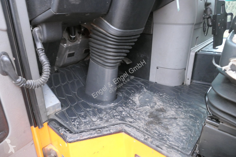 Engin de voirie Mercedes 2635 NGE-L62N Econic...