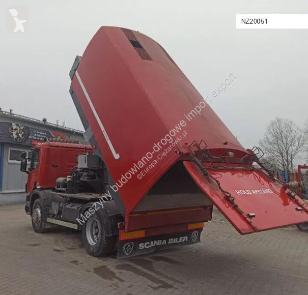 آلة لصيانة الطرق Scania 94 D