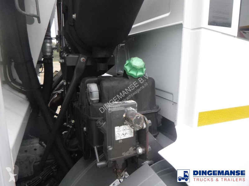 Engin de voirie Mercedes 2629 6x2 RHD Faun...